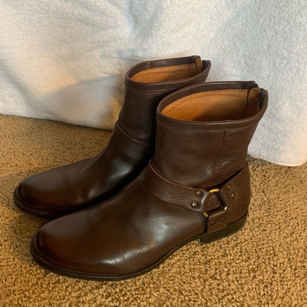 Frye leather boots, barely used